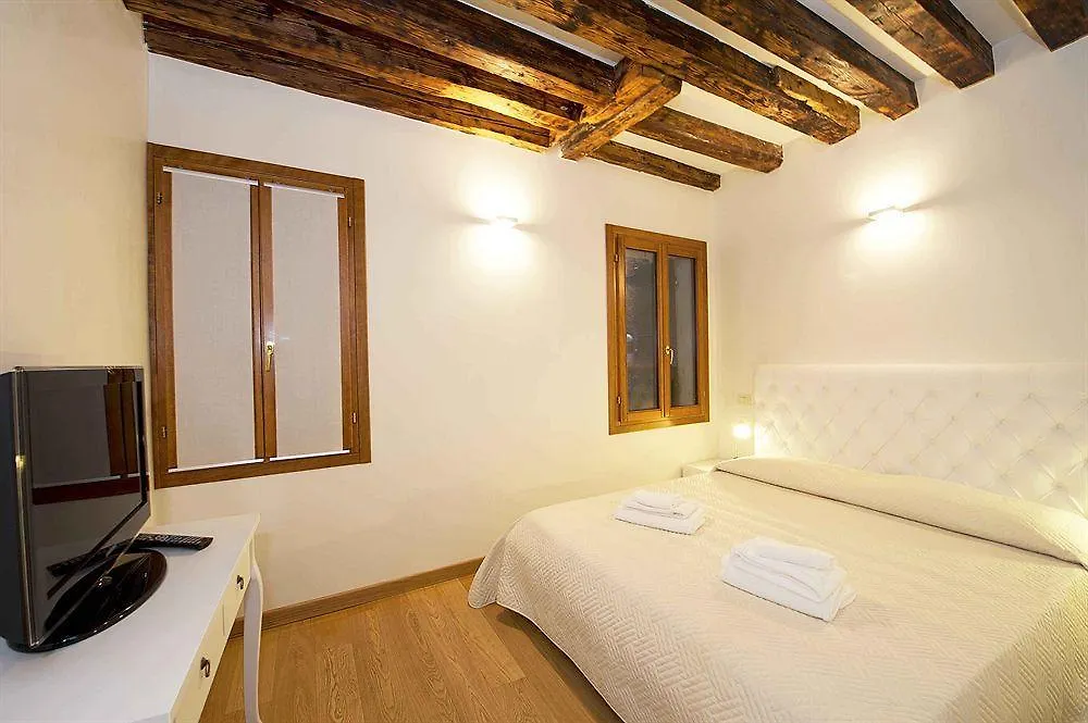 Vip Venice Apartments