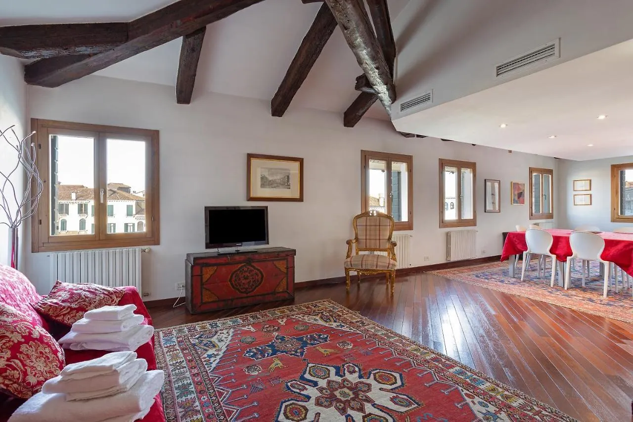 Vip Venice Apartments